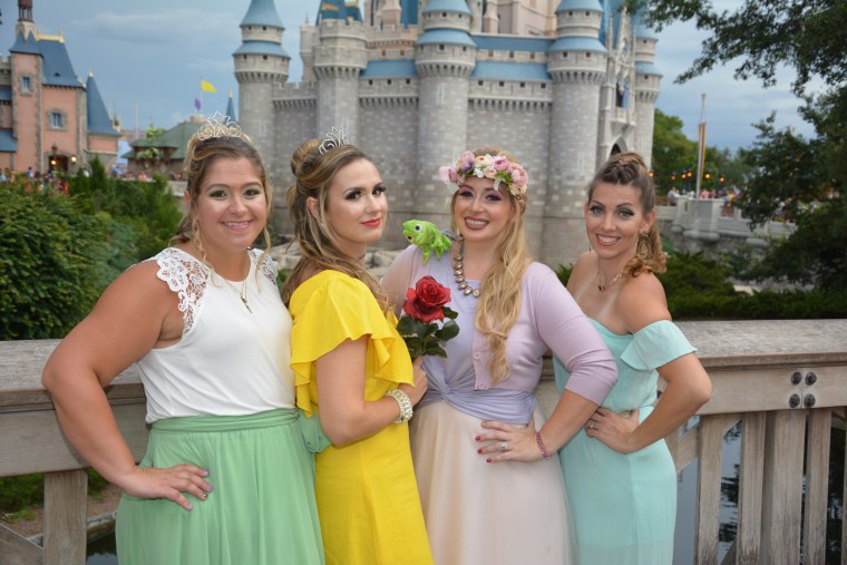 How to Dress like a (practical) Princess in Disney World - Kassy On Design