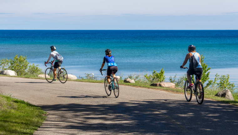 Little Traverse Wheelway: Charlevoix, Michigan