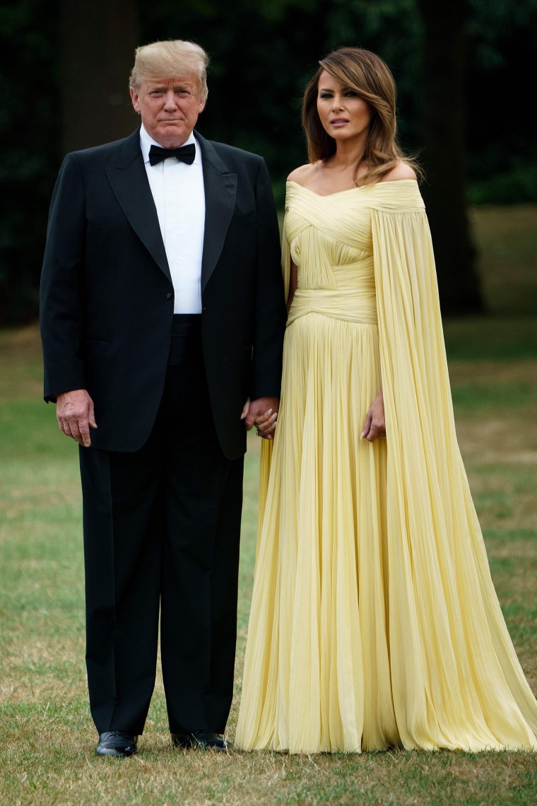 First lady Melania Trump stuns in floaty yellow gown at state