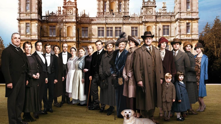 The cast of "Downton Abbey" is reuniting for a big-screen version of the wildly popular costume drama.