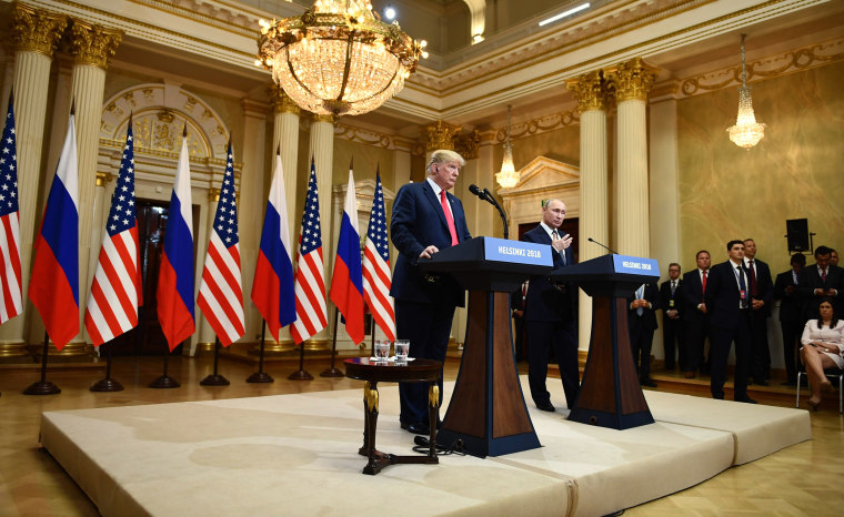 Image: Trump and Putin hold a press conference