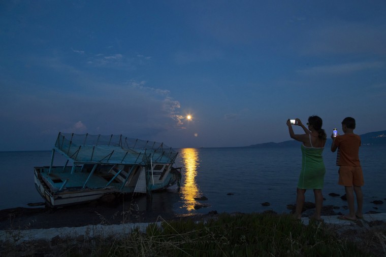 Image: Turkey witnesses longest lunar eclipse of 21st century