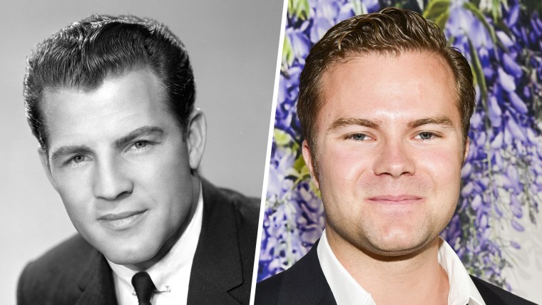 Frank Gifford: Celebrities pay tribute to late football star and  broadcaster