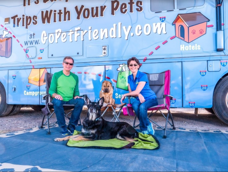Couple takes dogs on 15,000-mile road trip