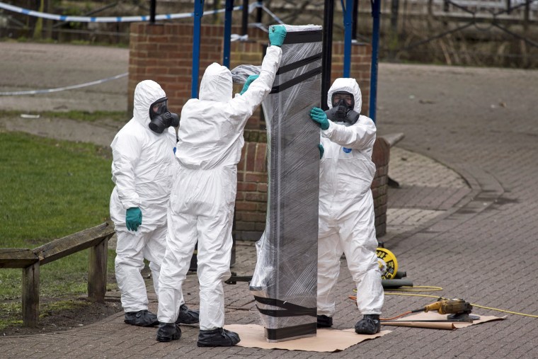 Image: Army Officers remove bench at the centre of Skripal poisioning case