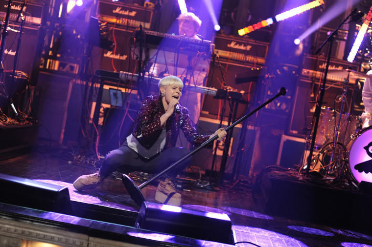 Robyn performs on Saturday Night Live on Dec. 10, 2011.