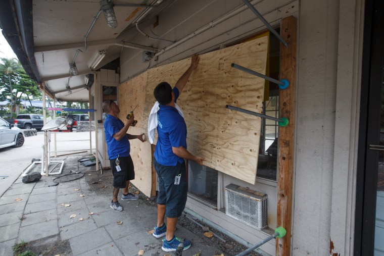 Image: Hurricane Lane preparations in Hawaii