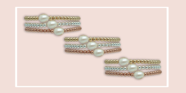 Deal of the day, pearl bracelets