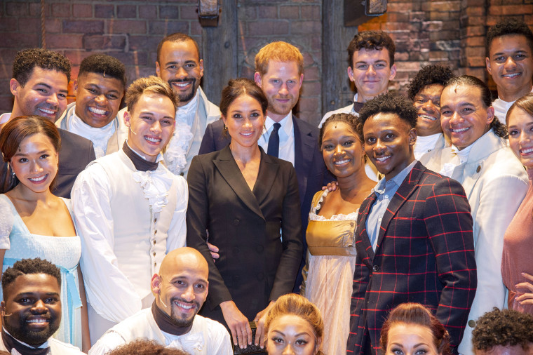 Image: Prince Harry and Meghan Markle meet the cast and crew of "Hamilton" in London