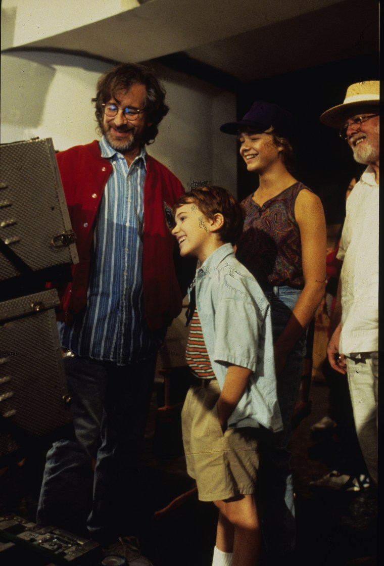Behind-the-scenes photos for an upcoming Jurassic Park @ 25 post