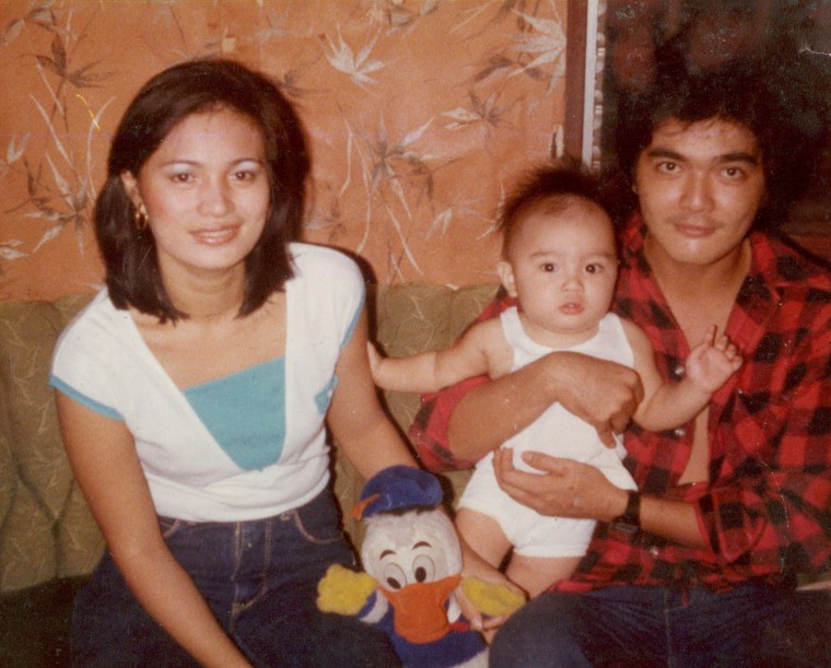 Image: Jose Antonio Vargas as a child with his parents