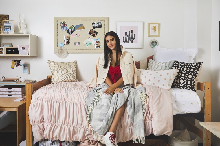 Kyle Richards daughter dorm room