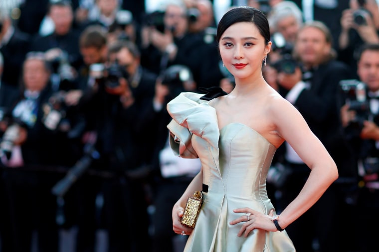 Image: Fan Bingbing poses on the red carpet during the Cannes Film Festival
