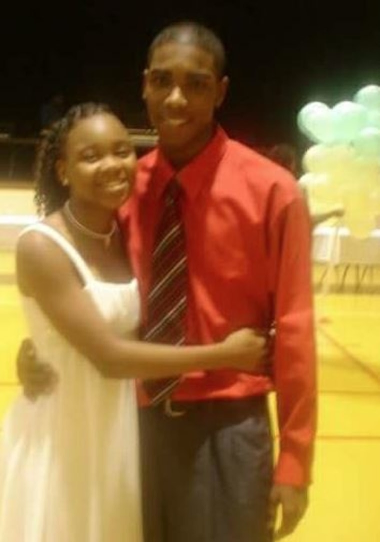 Keeshae Jacobs, left, with her brother, Deavon.