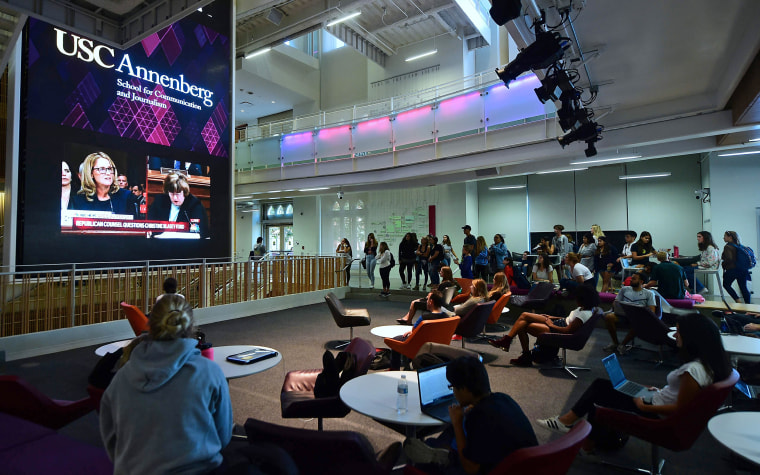 Image: Students at the University of Southern California (USC) in Los Angeles watch a live telecast of Christine Blasey Ford testifying
