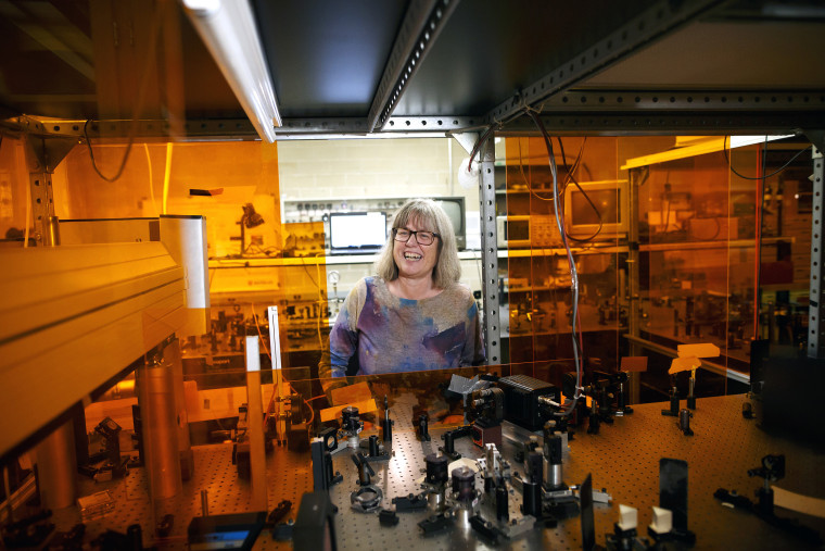 Physicist Donna Strickland Wins 2018 Nobel Prize With Two Other Scientists