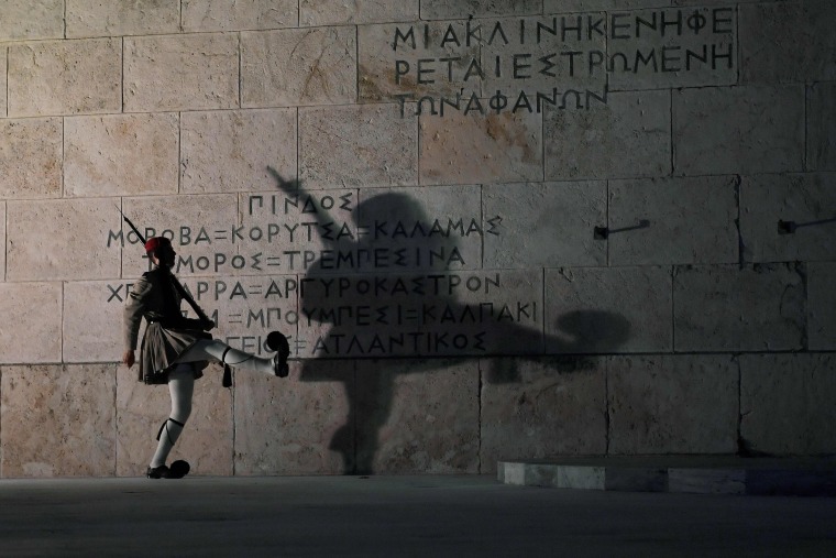 Image: TOPSHOT-GREECE-TOURISM-ARMY