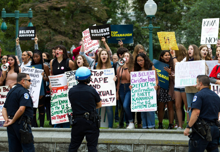 Activist rallies against Brett Kavanaugh heat up surrounding final vote