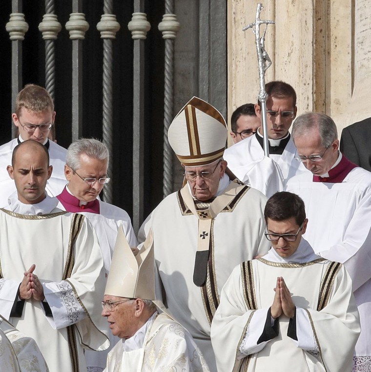 Image: Pope Francis's canonization of Pope Paul VI and Salvadoran Archbishop Oscar Romero