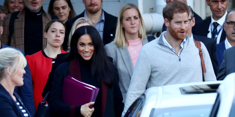 There were some subtle clues that Meghan, Duchess of Sussex, has a baby on the way. 