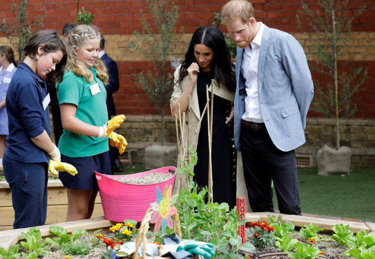 Duchess Meghan showing