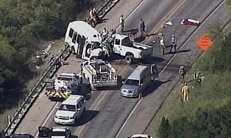 Image: Concan, Texas two vehicle crash