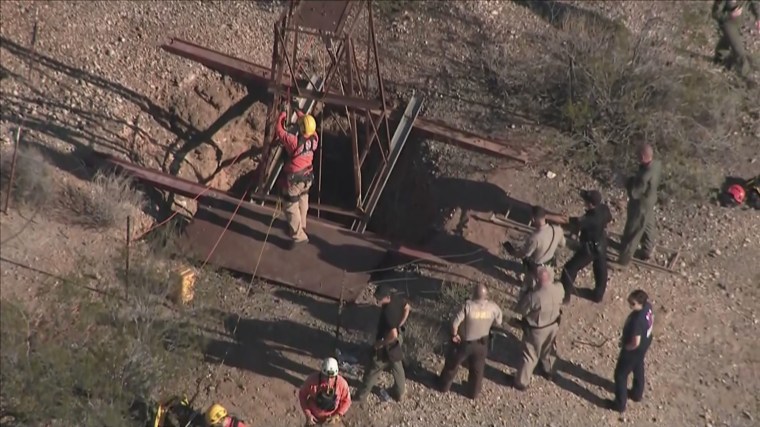 Image: Arizona mine shaft rescue