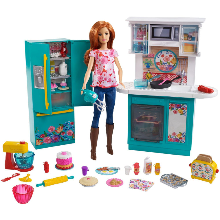 Barbie Pioneer Woman Ree Drummond Kitchen Playset with Cooking Chef Doll (Walmart)