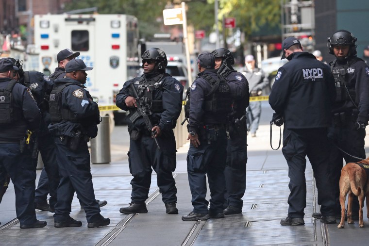 Image: Police outside Time Warner Center