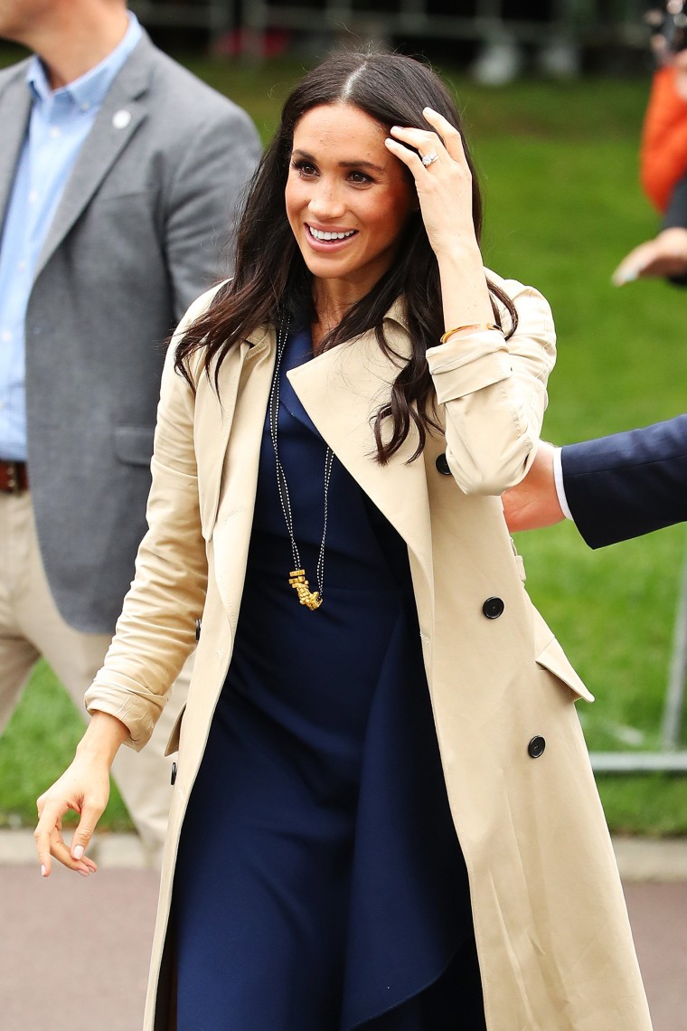 Meghan Markle trench coat pasta necklace