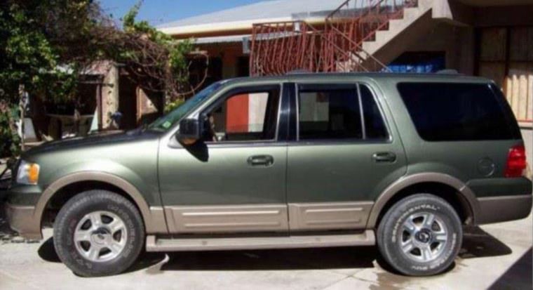 Stolen 2002 Ford Expedition with South Carolina license plate