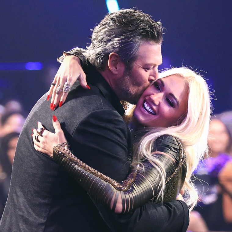 Gwen Stefani Calls Boyfriend Blake Shelton Her 'Favorite' in Sweet  Valentine's Day Post