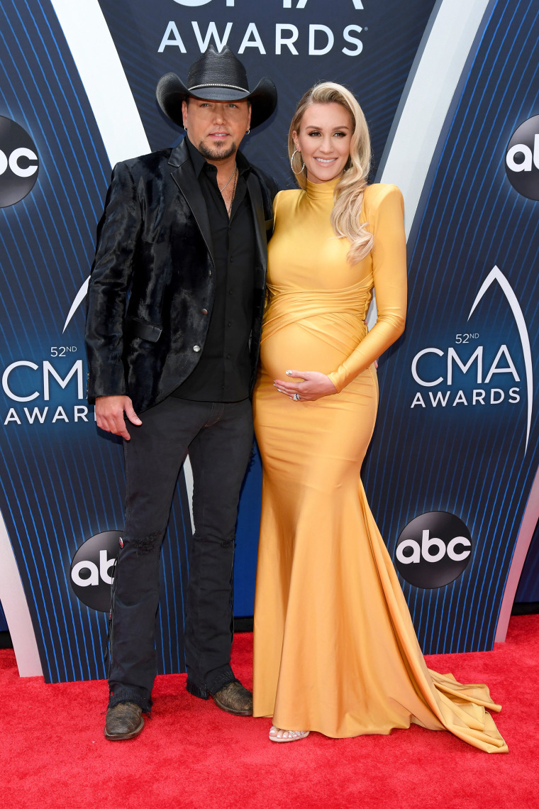 Jason Aldean, Brittany Kerr CMAs red carpet