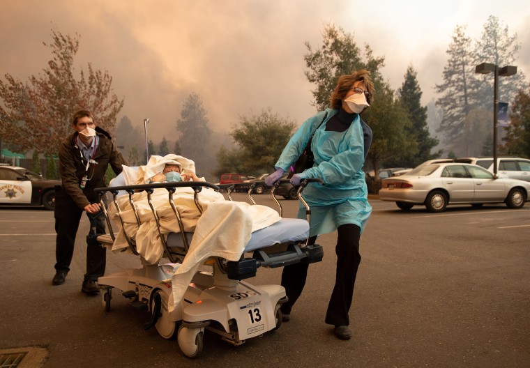 Image: Camp Fire Evacuation