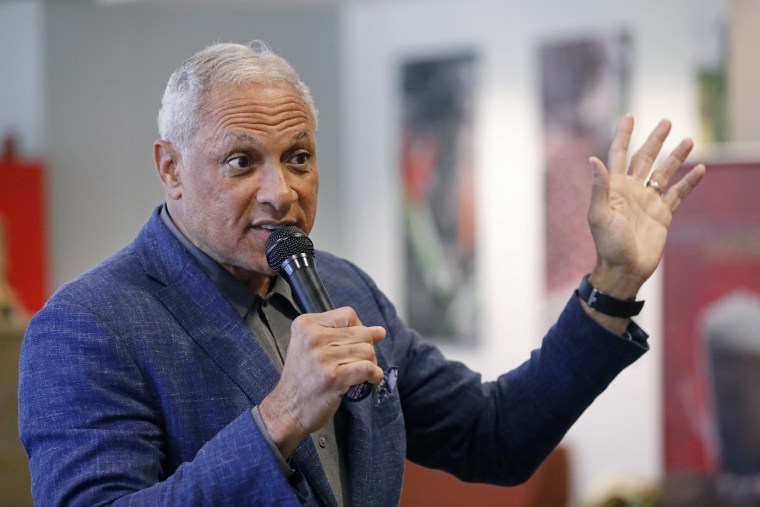 Mike Espy speaks in Jackson