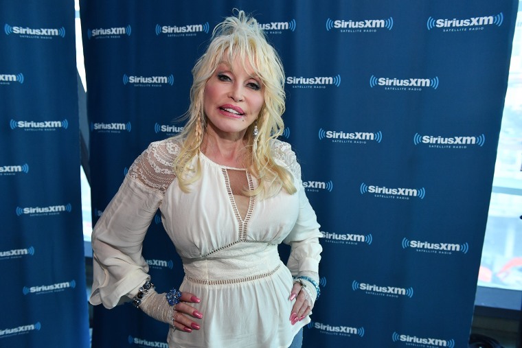 Image: Dolly Parton Visits The SiriusXM Studios In Nashville