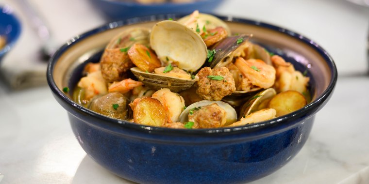Scott Conant's Stewed Clams and Shrimp + Shrimp and Clam Pasta + Seafood Frittata