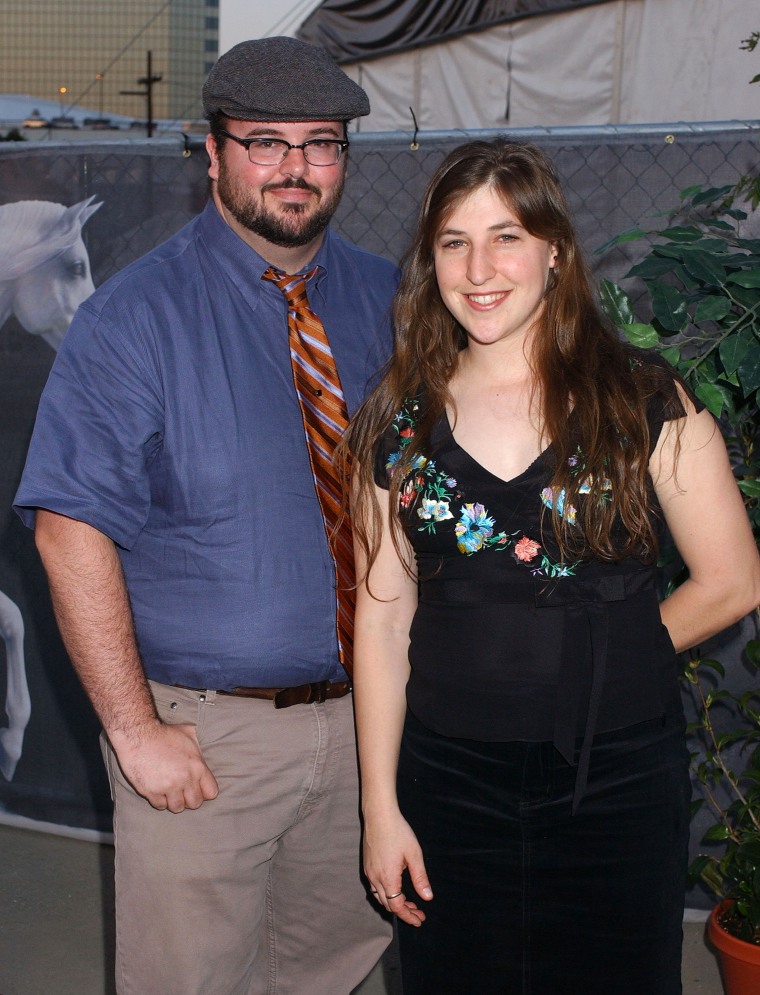 Mayim Bialik wrote about the Thanksgiving she spent with her ex-husband and his new girlfriend