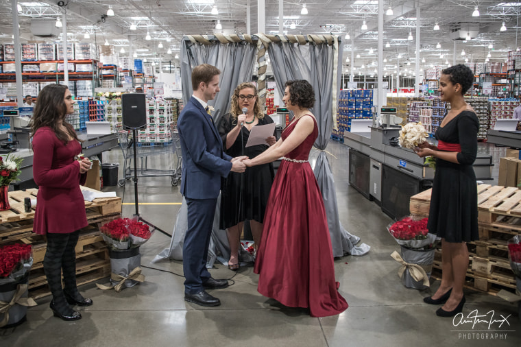 Couple weds at Costco food court where they had first date pic