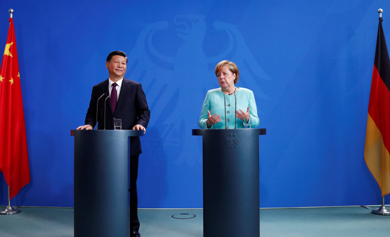 Image: Chinese President Xi Jinping and German Chancellor Angela Merkel