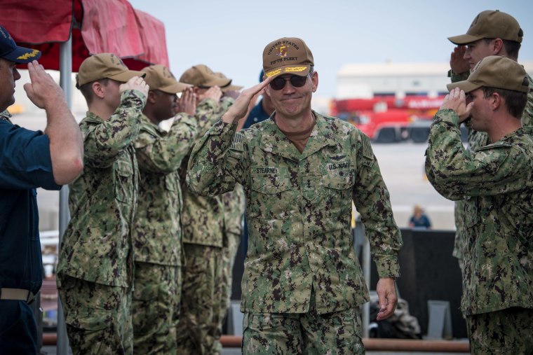 Vice Adm. Scott Stearney visits USS Jason Dunham (DDG 109)