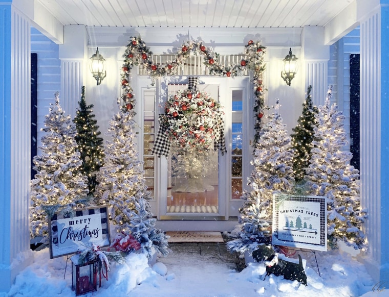 white Christmas door decorations