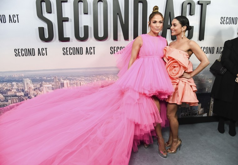 J Lo in pink dress