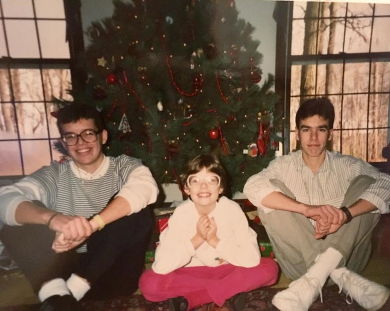 Dylan Dreyer with her brothers on Christmas.