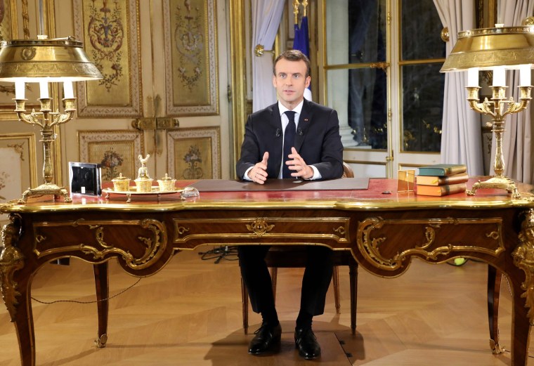 Image: FRANCE-GOVERNMENT-POLITICS-SOCIAL
