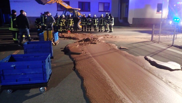 Image: Spilt chocolate is seen on a road in Werl