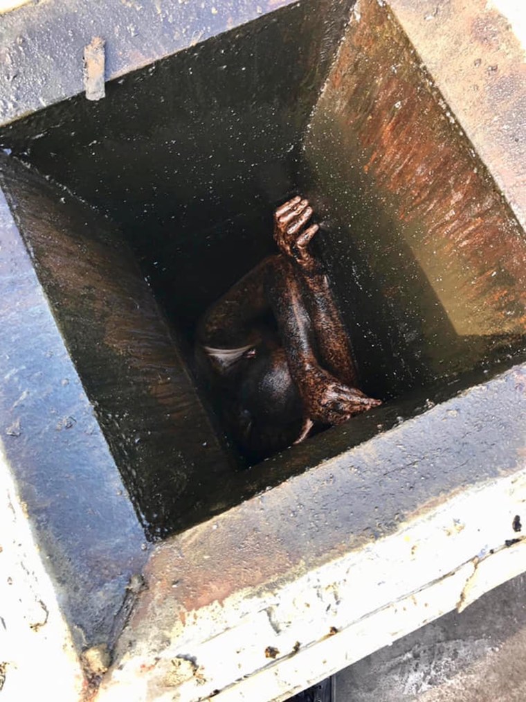 Image: Man in grease duct