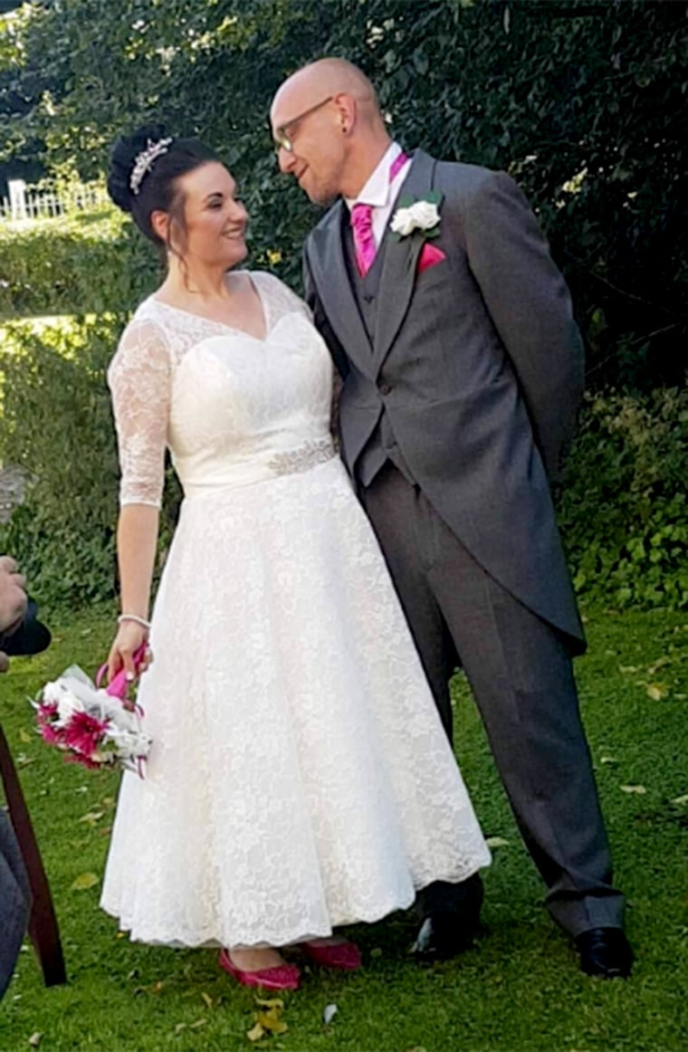 Maxine Wren weighed 390 pounds and her health was failing. But she started Slimming World five years ago and lost 245 pounds. She felt thrilled when she could buy a wedding dress off the rack.