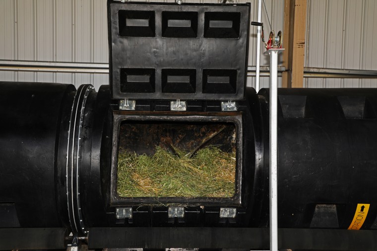 The vessel where the composting takes place.