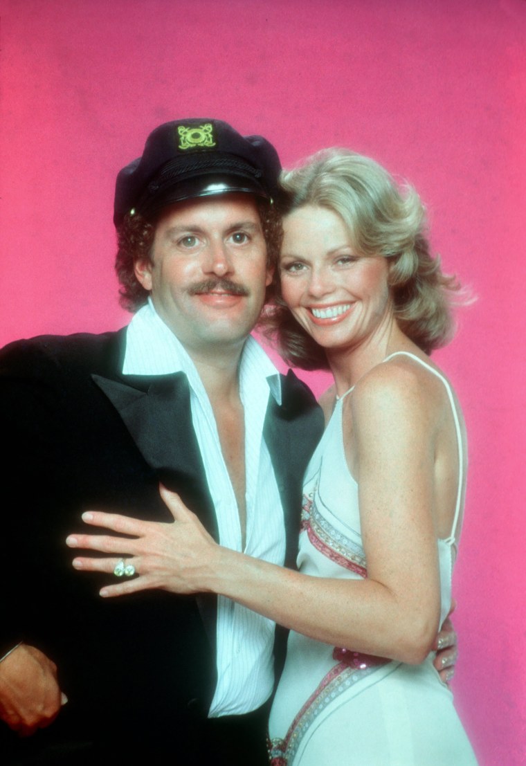 Captain' Daryl Dragon Of Musical Duo Captain & Tennille Dead At 76